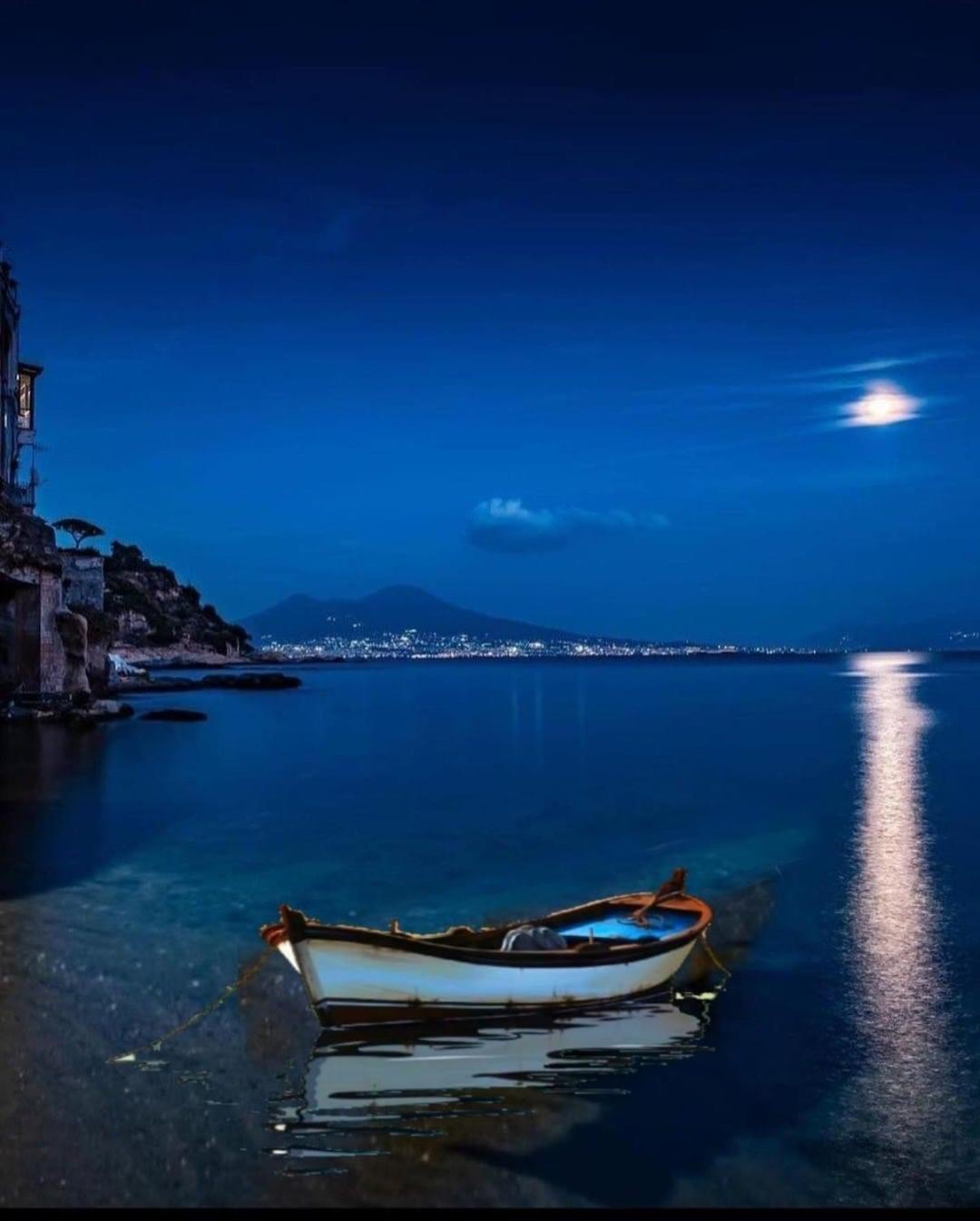 Holiday Home Un Posto Solare Naples Luaran gambar